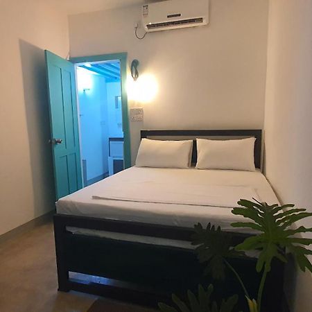 Hello Airport Hotel, Katunayaka Bagian luar foto